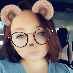 Meet your Posher, Brianna